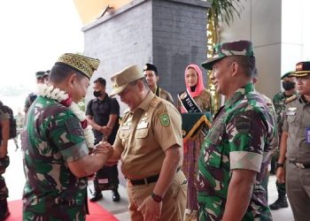Kasad Jenderal TNI Dr. Dudung Abdurachman saat melakukan kunjungan kerja ke Pekanbaru (dok Dispenad)